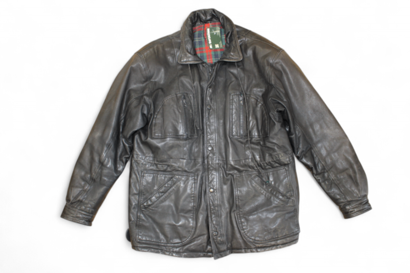 Vintage Jacket XL Black Leather, Tartan lining, B