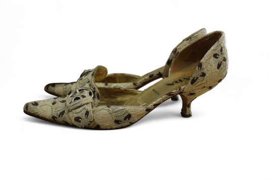 Prada Shoes 38 gold brocade print, c